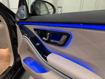 MERCEDES-BENZ Maybach S 580 4Matic Chauffeur Package