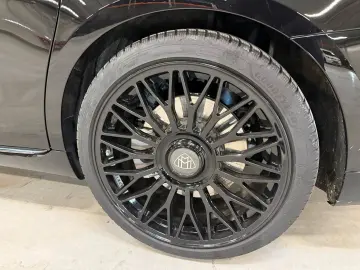 MERCEDES-BENZ Maybach S 580 4Matic Chauffeur Package