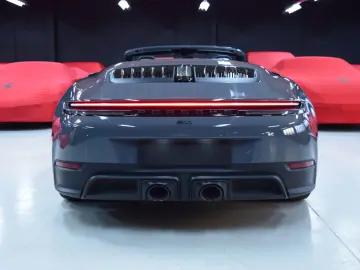 PORSCHE Carrera 4 GTS  Burmester  Sport Chrono Lift