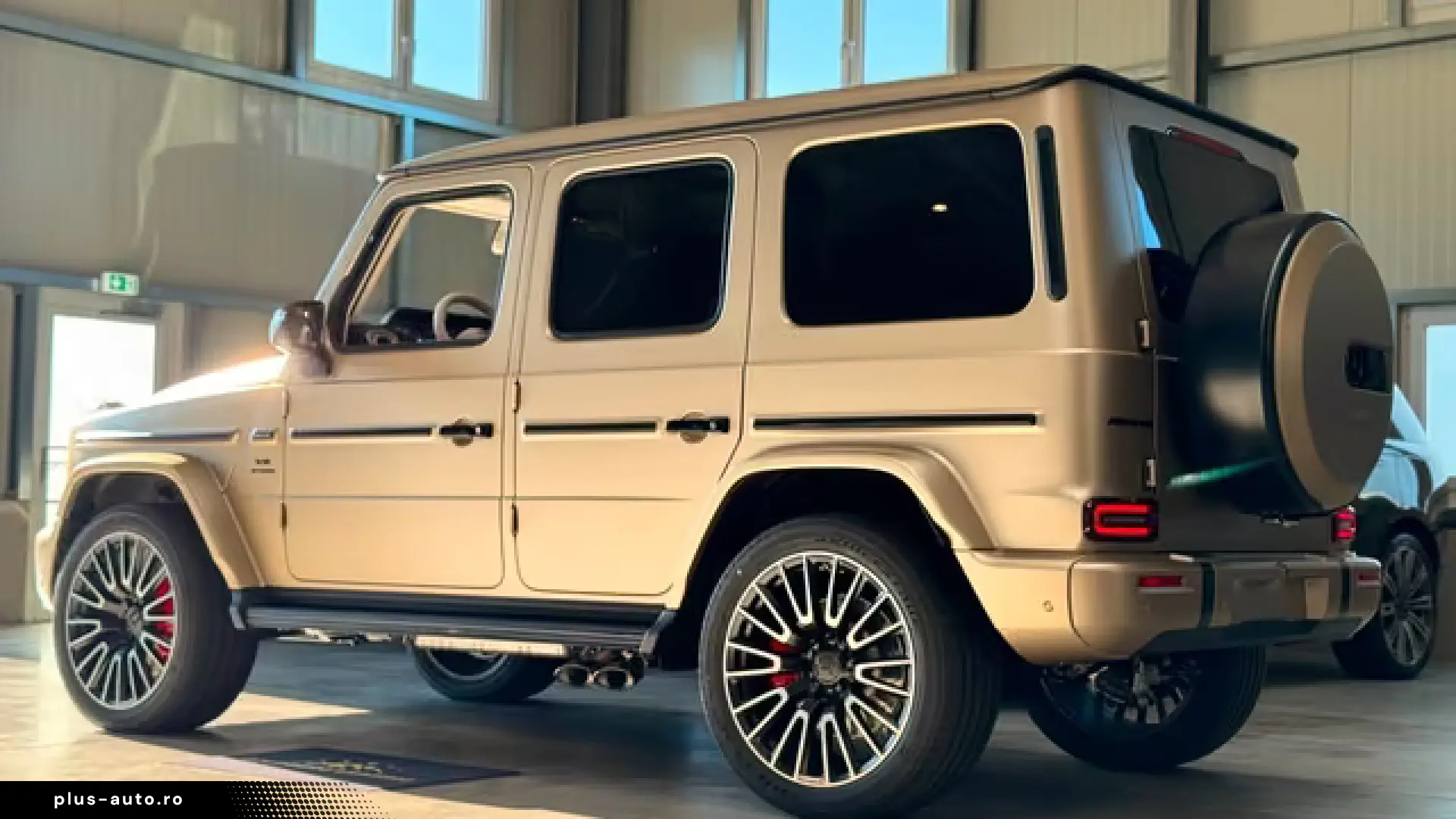 Mercedes-Benz G63 AMG FULL CARBON ACTIVE  WEBASTO
