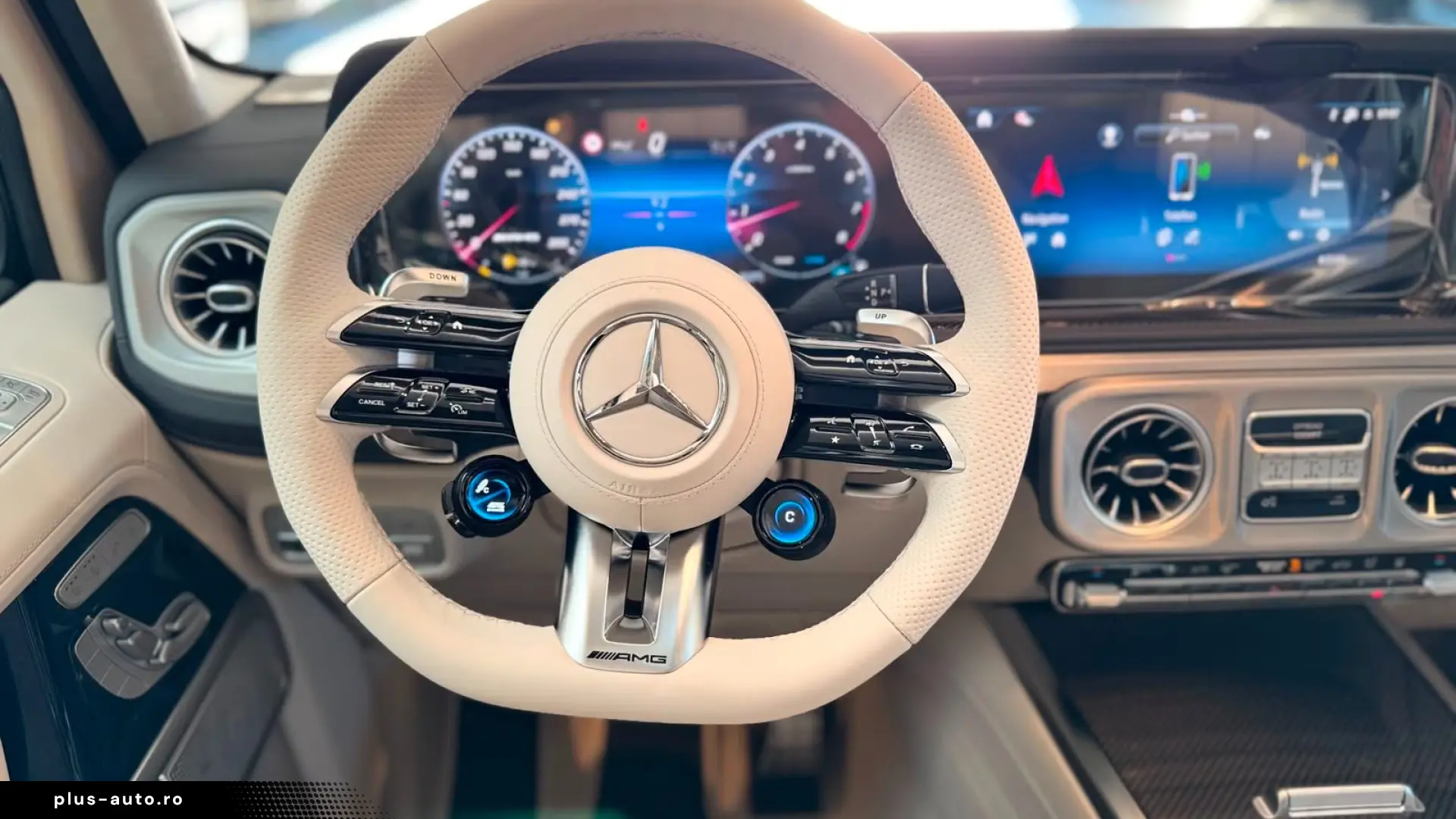 Mercedes-Benz G63 AMG FULL CARBON ACTIVE  WEBASTO