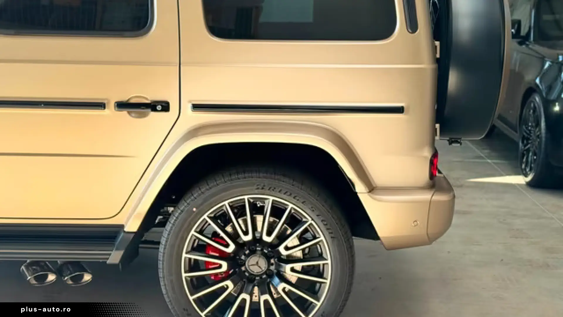 Mercedes-Benz G63 AMG FULL CARBON ACTIVE  WEBASTO