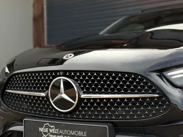 MERCEDES-BENZ CLE 220d AMG Premium Pano 360K BURMEST…