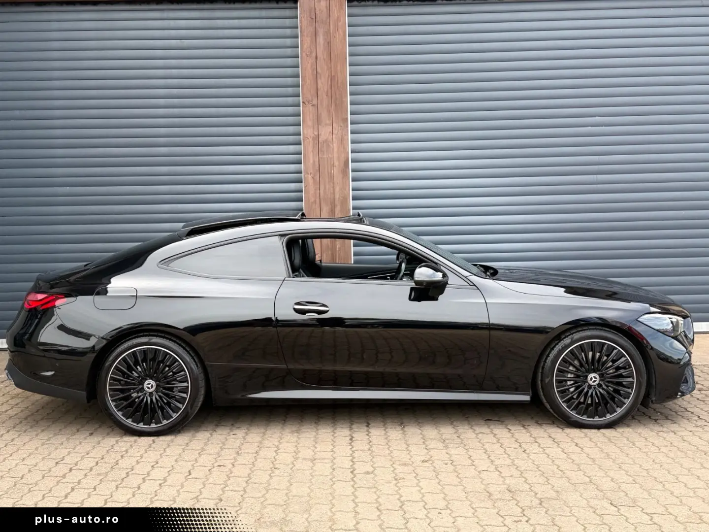 MERCEDES-BENZ CLE 220d AMG Premium Pano 360K BURMEST&hellip;