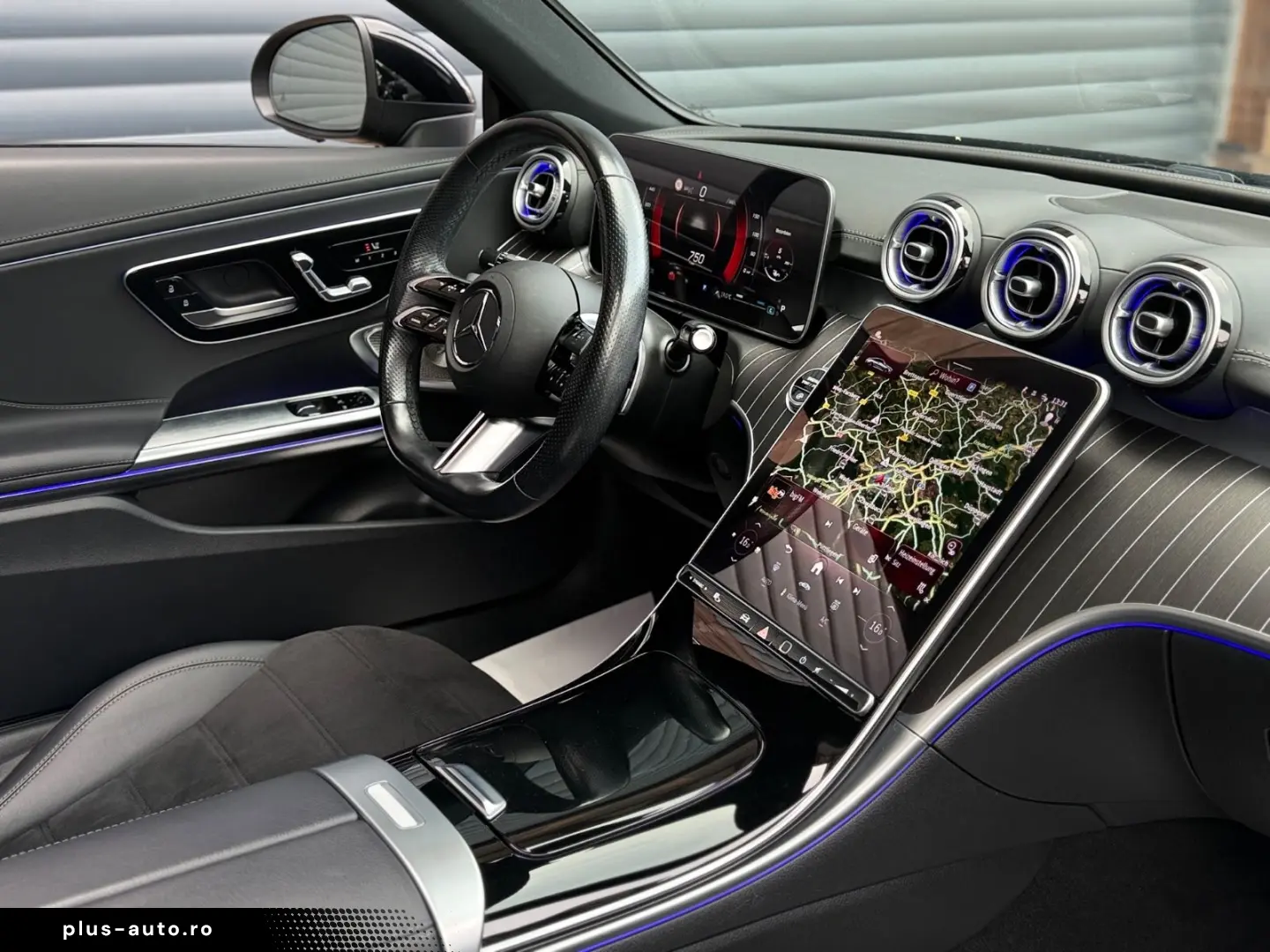 MERCEDES-BENZ CLE 220d AMG Premium Pano 360K BURMEST&hellip;