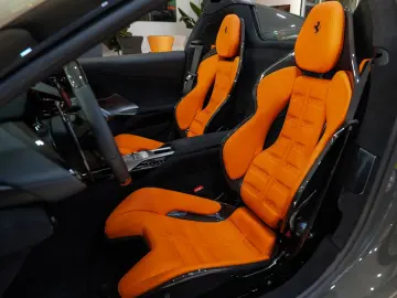 Ferrari 12Cilindri Spider RACING-SEATS BURMEST LIFT 1-HD