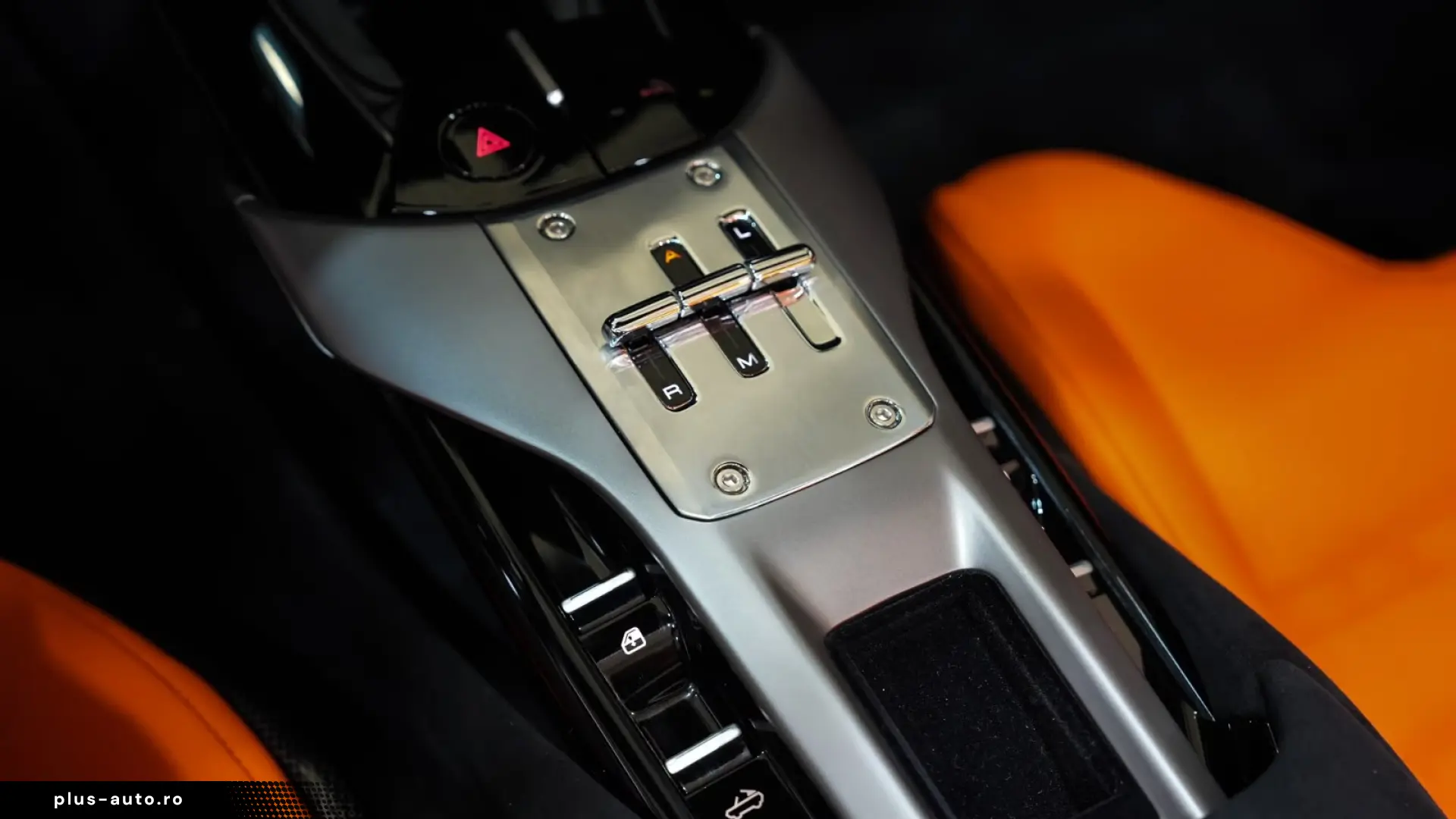 Ferrari 12Cilindri Spider RACING-SEATS BURMEST LIFT 1-HD