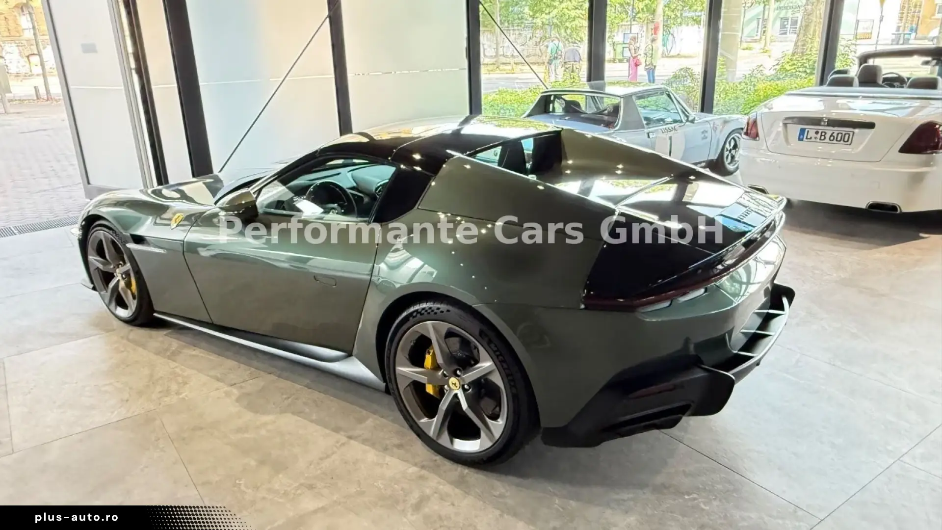 Ferrari 12Cilindri Spider-Carbon NEW