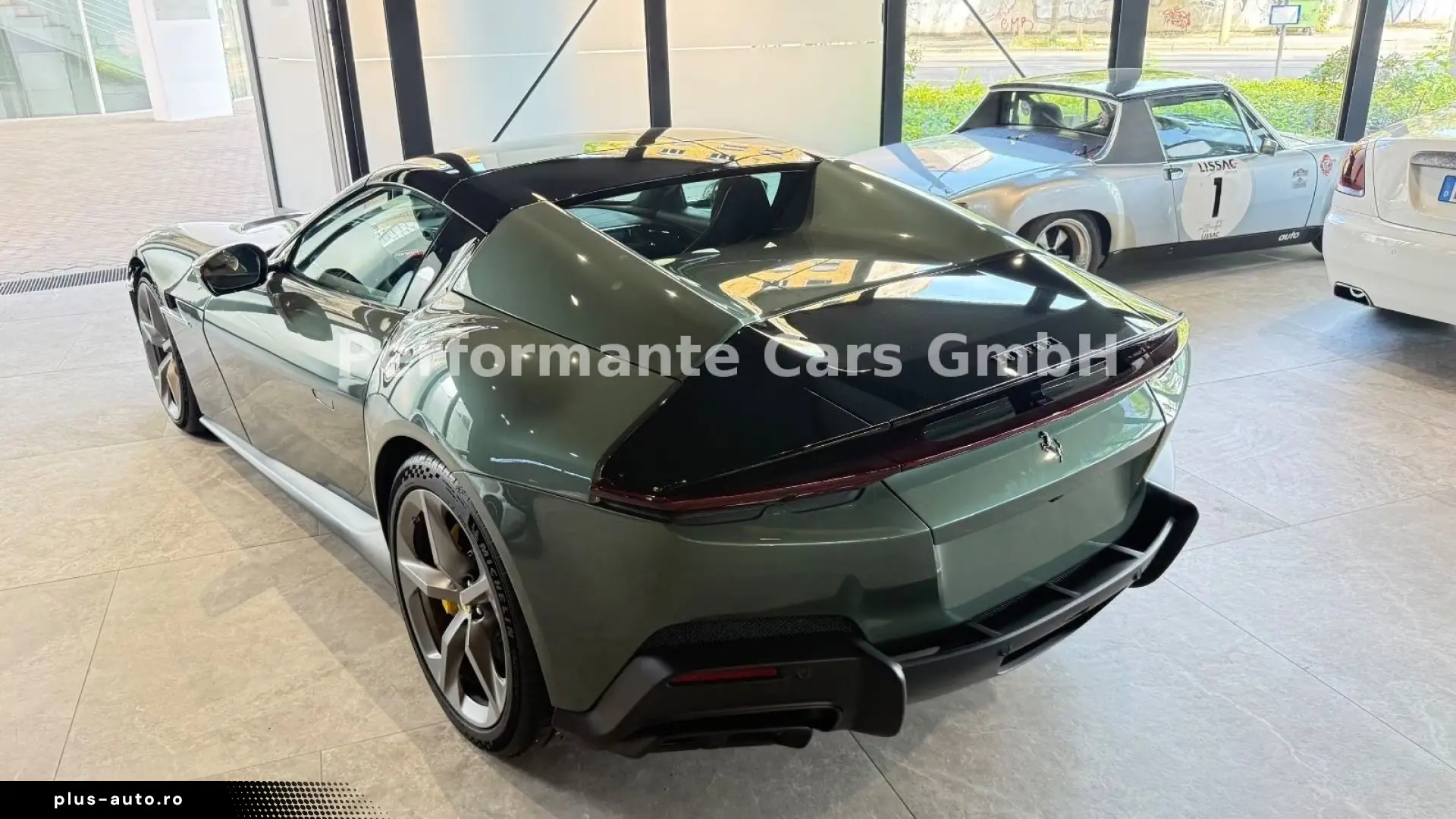Ferrari 12Cilindri Spider-Carbon NEW