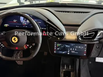 Ferrari 12Cilindri Spider-Carbon NEW