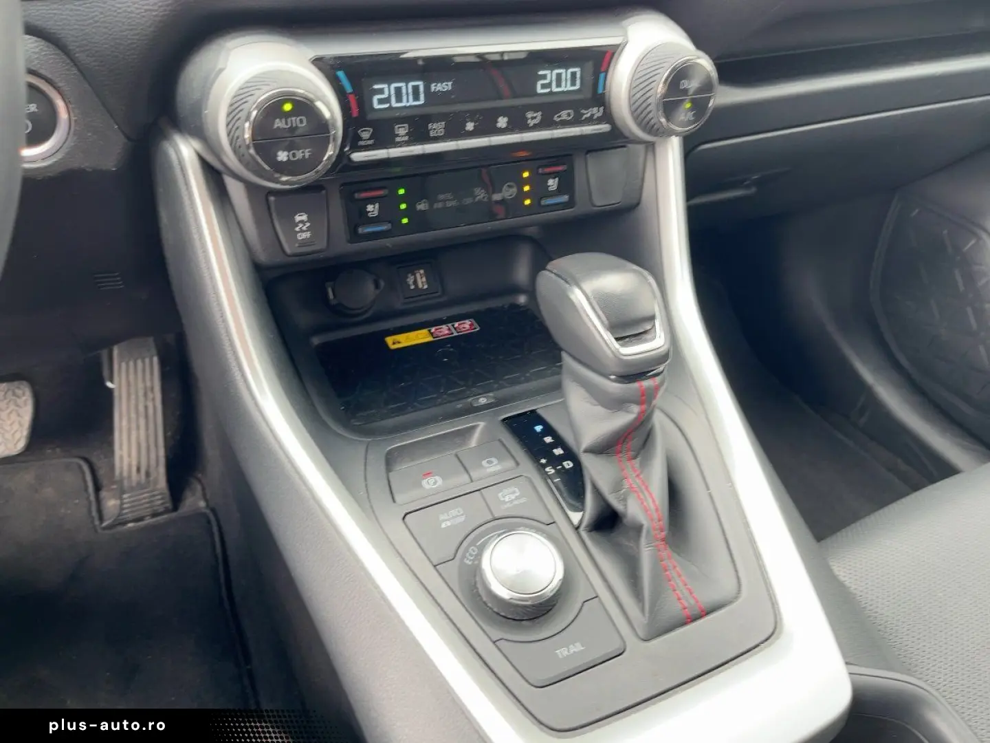 TOYOTA RAV4 2.5 Plug-In Hybrid Style HUD JBL Navi ACC