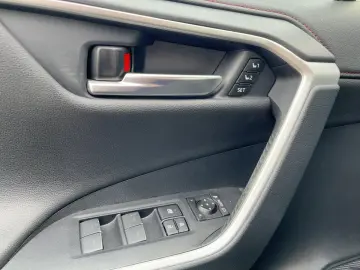 TOYOTA RAV4 2.5 Plug-In Hybrid Style HUD JBL Navi ACC