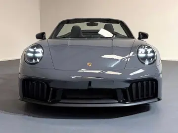 Porsche 992.2 4 GTS Convertible LIFT Matrix 18-way BOSE