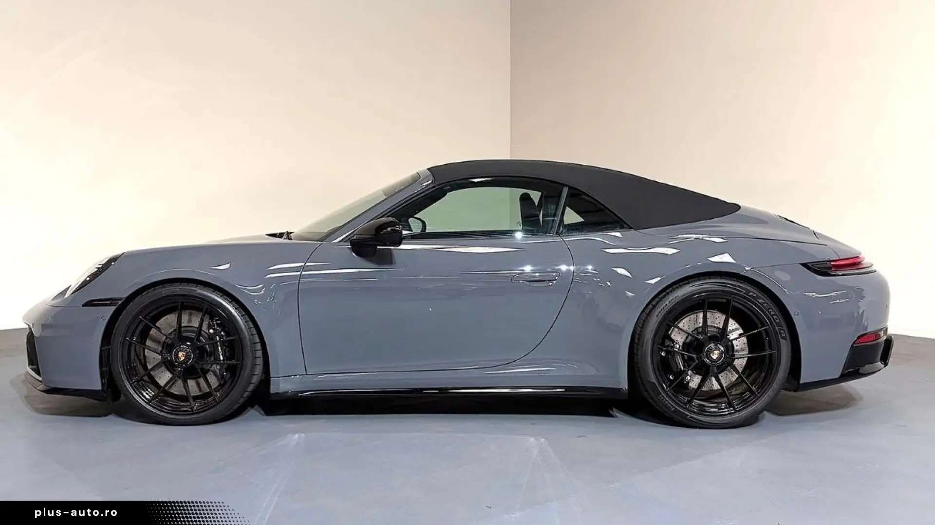 Porsche 992.2 4 GTS Convertible LIFT Matrix 18-way BOSE