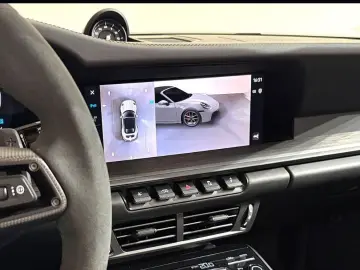 Porsche 992.2 4 GTS Convertible LIFT Matrix 18-way BOSE