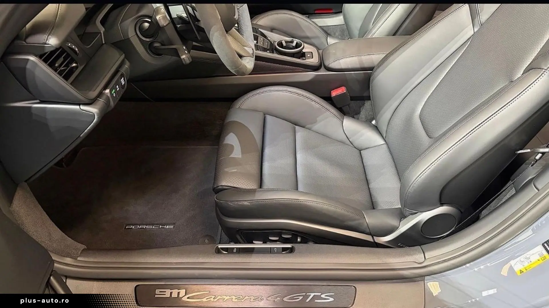 Porsche 992.2 4 GTS Convertible LIFT Matrix 18-way BOSE