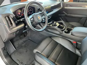 PORSCHE Cayenne E-Hyb Panorama 360K ACC 21 Alu Facelift