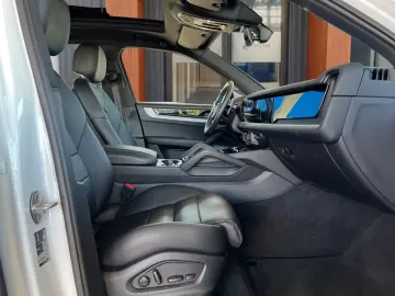 PORSCHE Cayenne E-Hyb Panorama 360K ACC 21 Alu Facelift