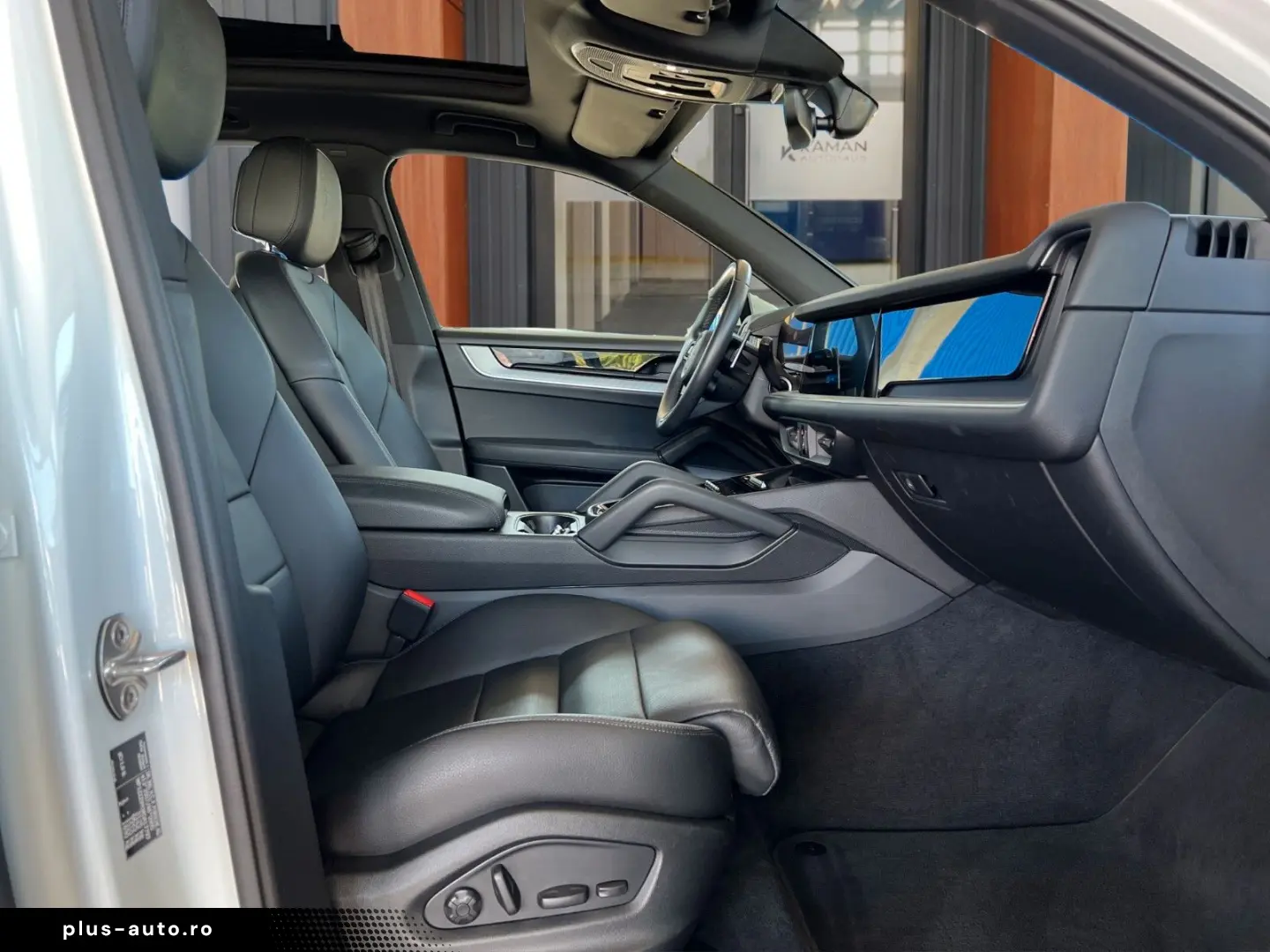 PORSCHE Cayenne E-Hyb Panorama 360K ACC 21 Alu Facelift