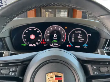 PORSCHE Cayenne E-Hyb Panorama 360K ACC 21 Alu Facelift