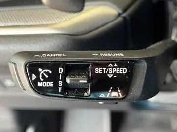 PORSCHE Cayenne E-Hyb Panorama 360K ACC 21 Alu Facelift