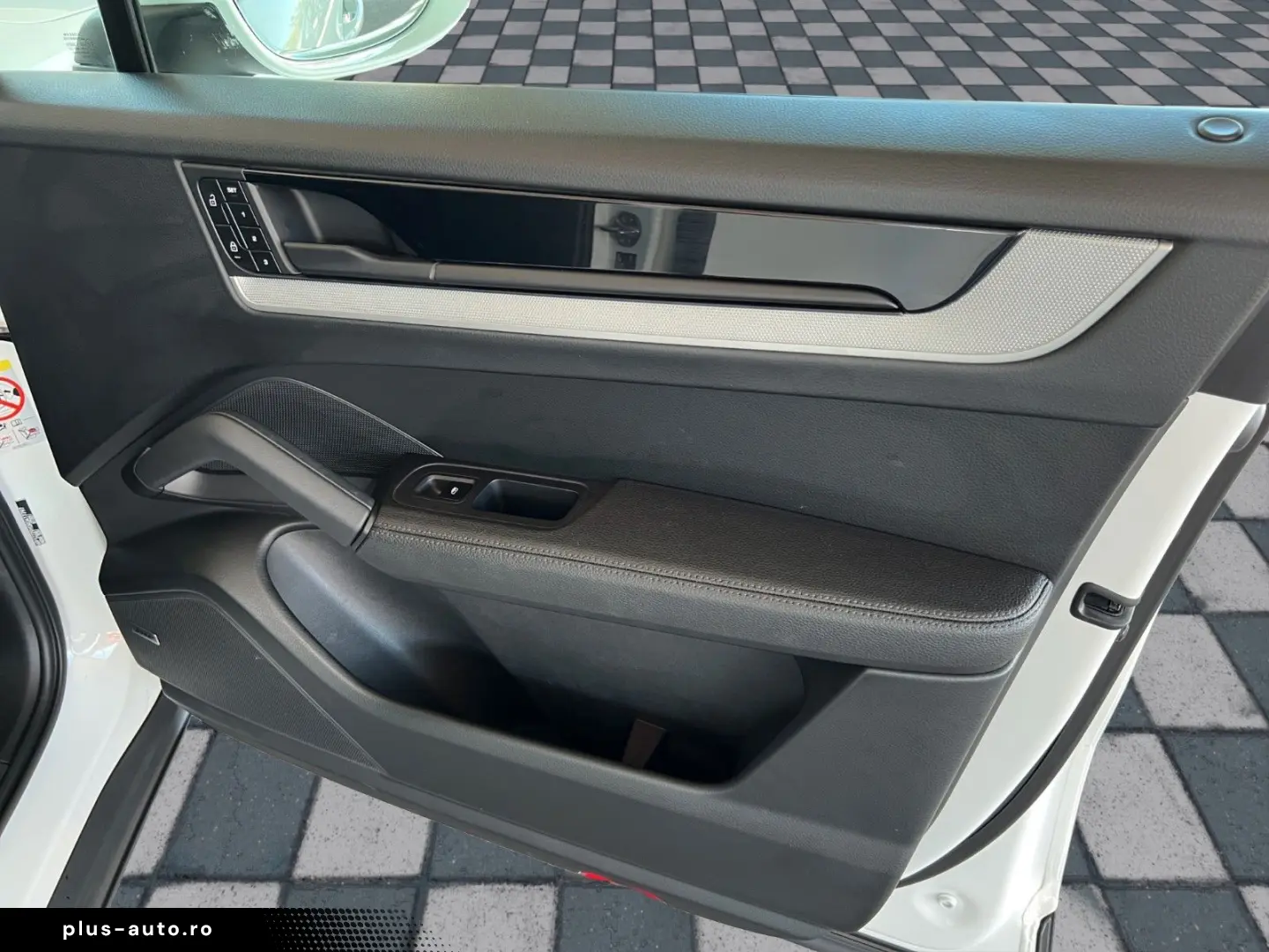 PORSCHE Cayenne E-Hyb Panorama 360K ACC 21 Alu Facelift