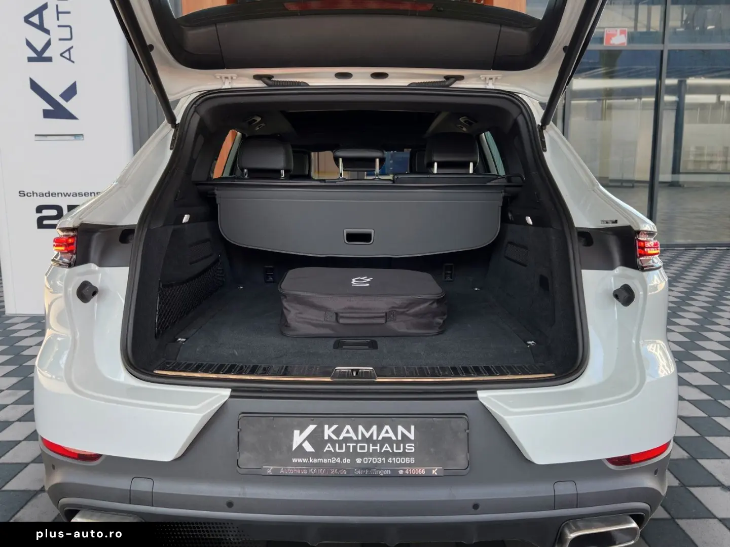 PORSCHE Cayenne E-Hyb Panorama 360K ACC 21 Alu Facelift