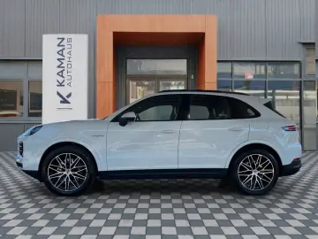 PORSCHE Cayenne E-Hyb Panorama 360K ACC 21 Alu Facelift