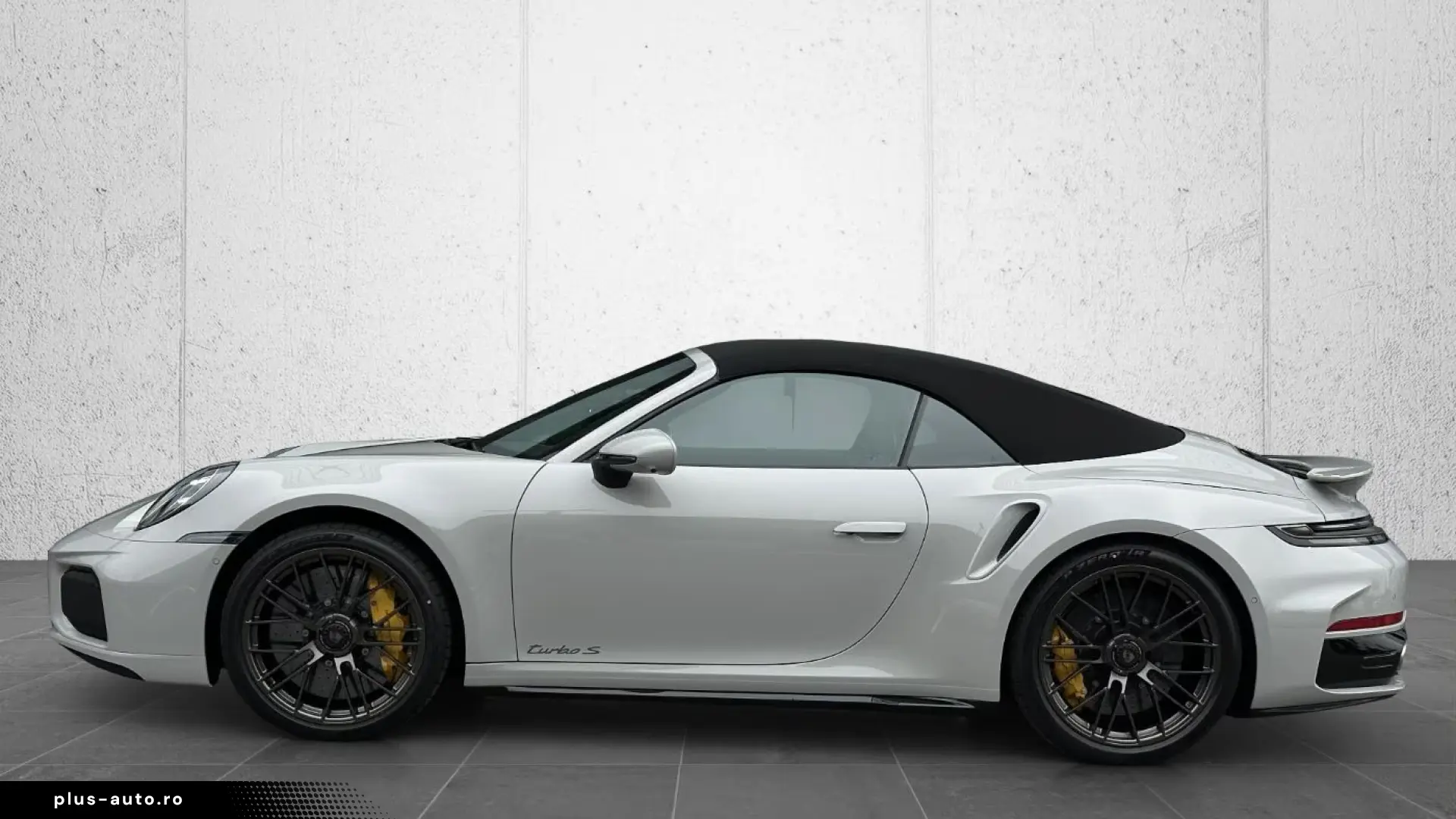 Porsche 992 911 Turbo S Cabriolet LIFT Burmester 360
