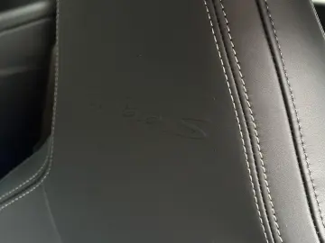 Porsche 992 911 Turbo S Cabriolet LIFT Burmester 360