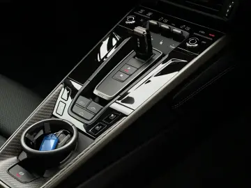 Porsche 992 911 Turbo S Cabriolet LIFT Burmester 360