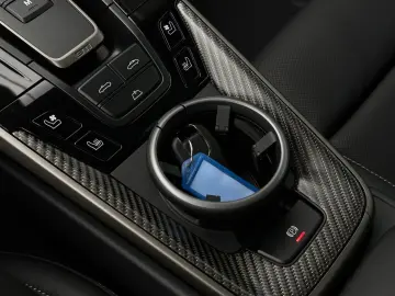 Porsche 992 911 Turbo S Cabriolet LIFT Burmester 360