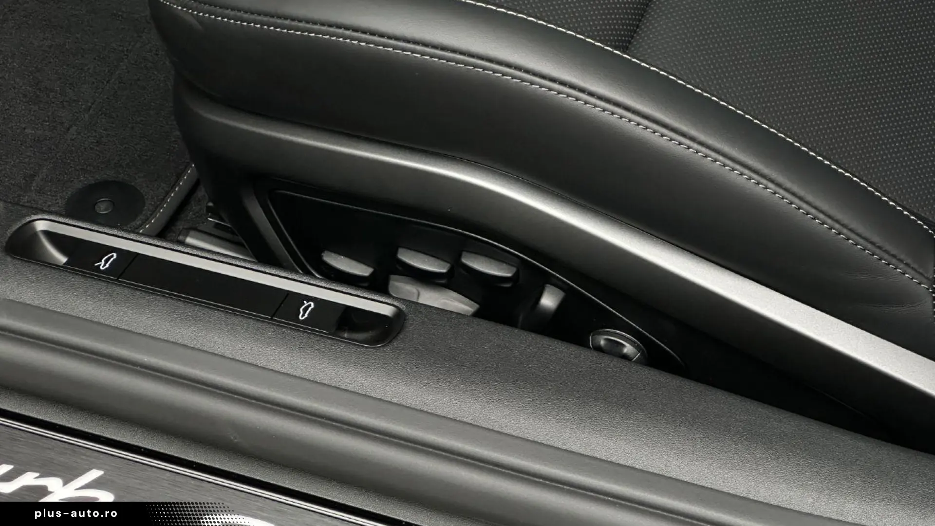 Porsche 992 911 Turbo S Cabriolet LIFT Burmester 360