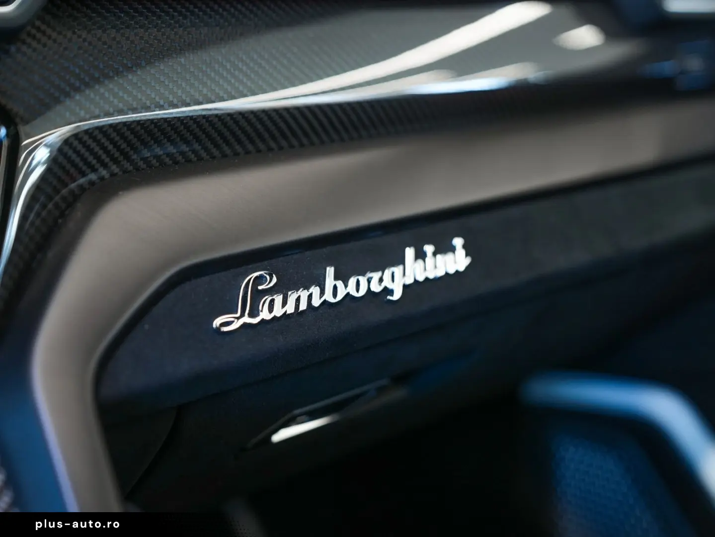 LAMBORGHINI Urus Performante   Panoramic Roof   Full PPF