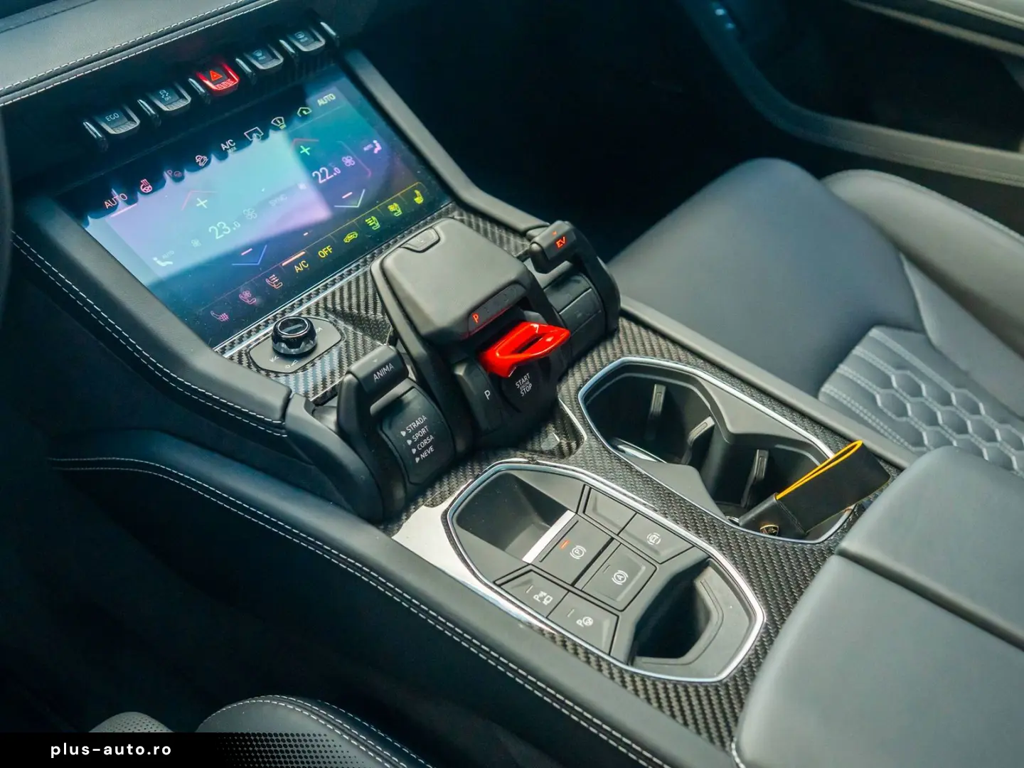 LAMBORGHINI Urus SE  B&O  Dark Package  MY25