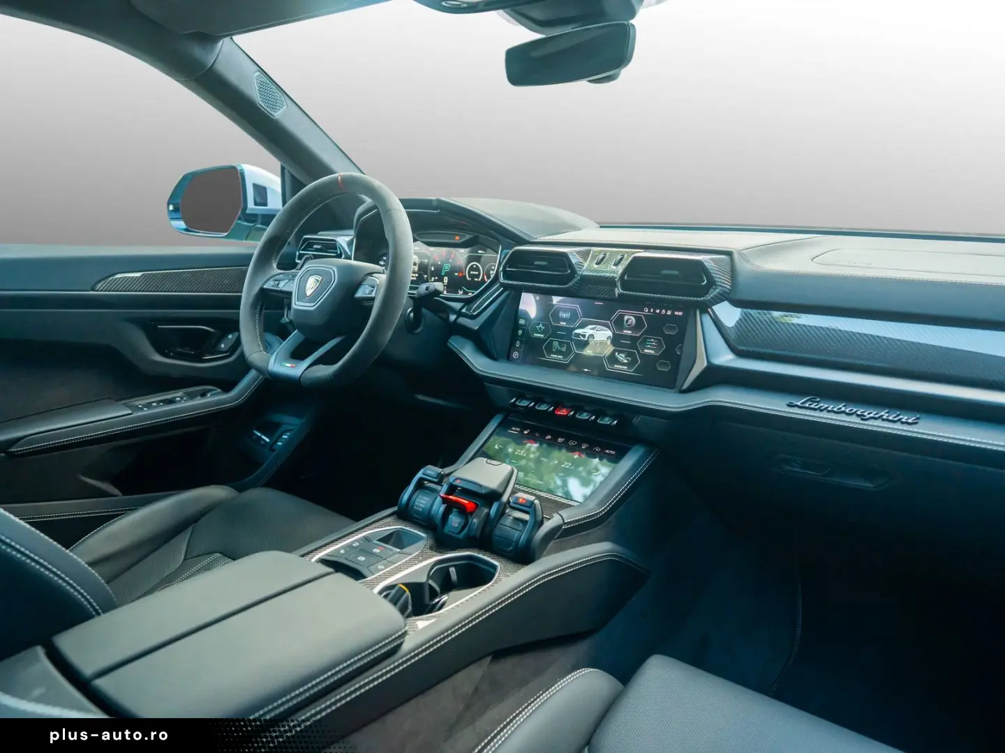 LAMBORGHINI Urus SE  B&O  Dark Package  MY25