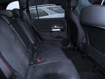 MERCEDES-BENZ GLB 220 4M AMG FAHRASSIST-P AHK WINTER…