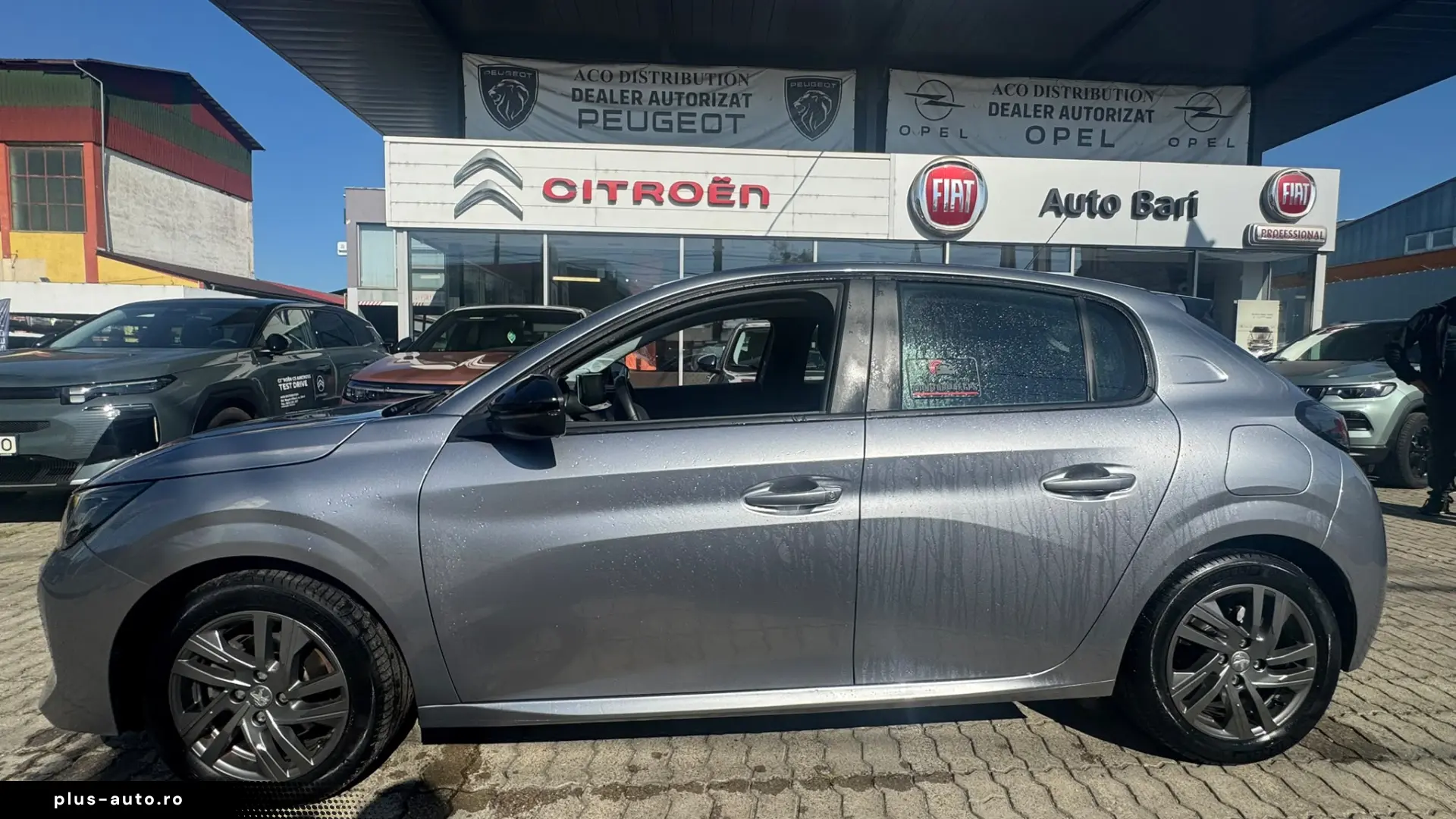 PEUGEOT 208 STYLE
