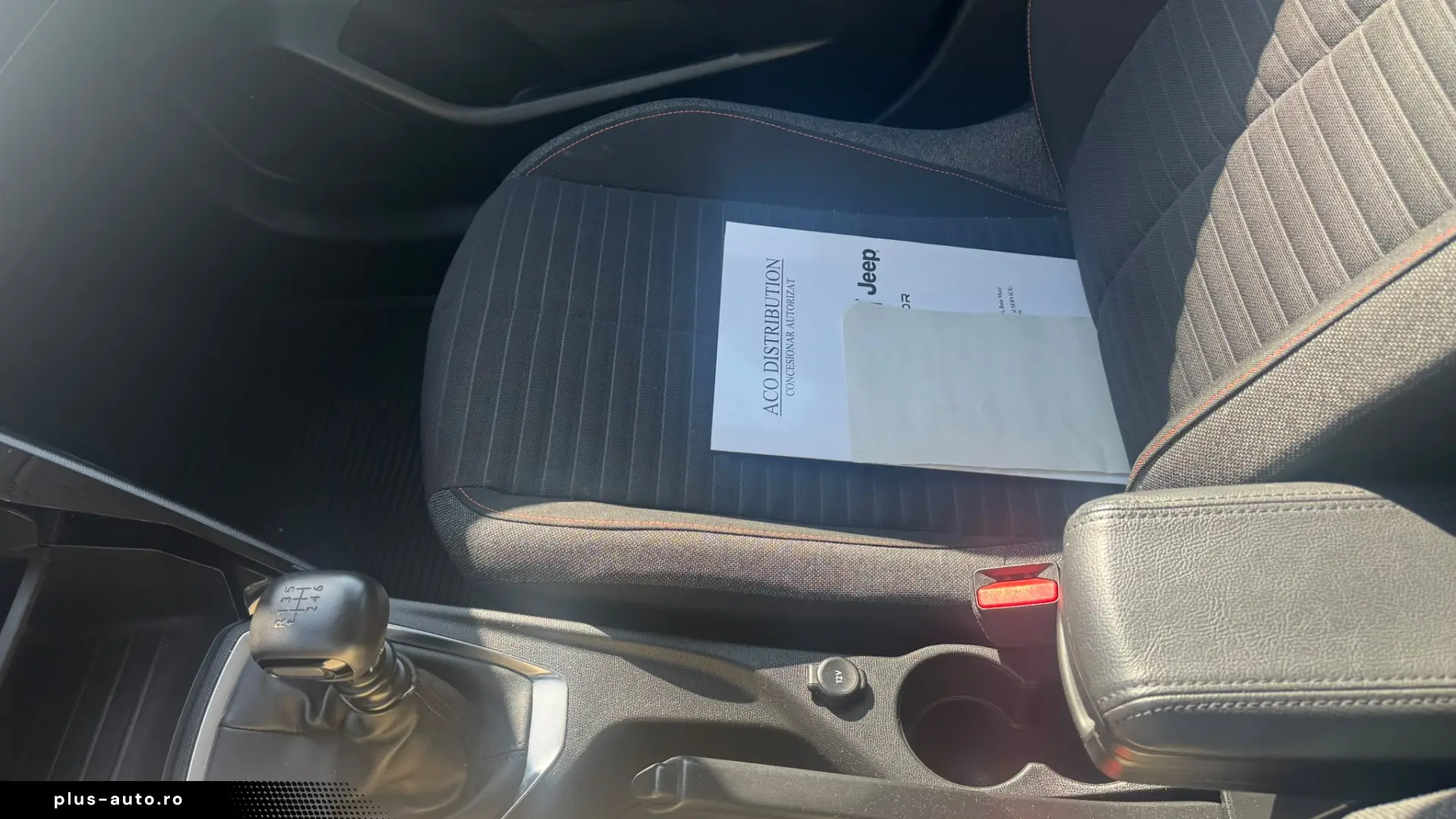 PEUGEOT 208 STYLE