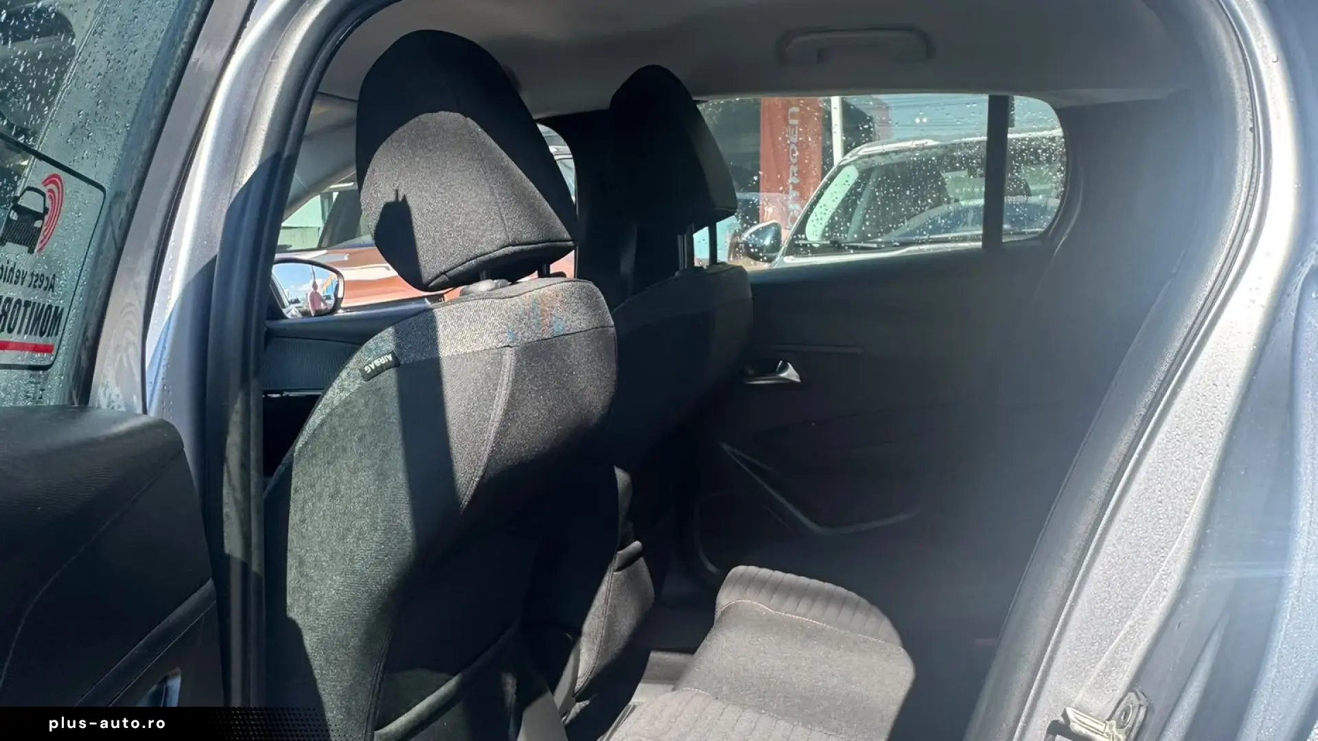 PEUGEOT 208 STYLE