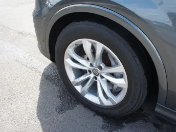 AUDI Q7 55 TFSI e  S LINE LUFTFEDERUNG LASER NP.102t€
