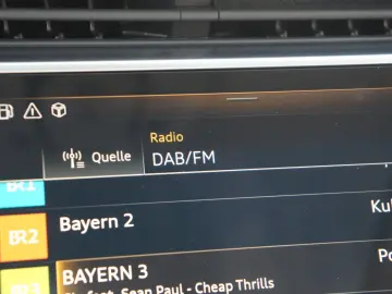 AUDI Q7 55 TFSI e  S LINE LUFTFEDERUNG LASER NP.102t€