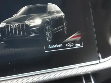 AUDI Q7 55 TFSI e  S LINE LUFTFEDERUNG LASER NP.102t€