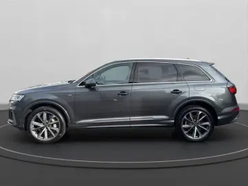 AUDI Q7 55 TFSI e quattro S line LED 306  AHK SOUND P