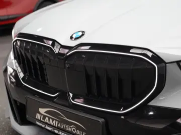 BMW 520d M Sport PRO PANO ICONIC 360 HUD H&K KEY