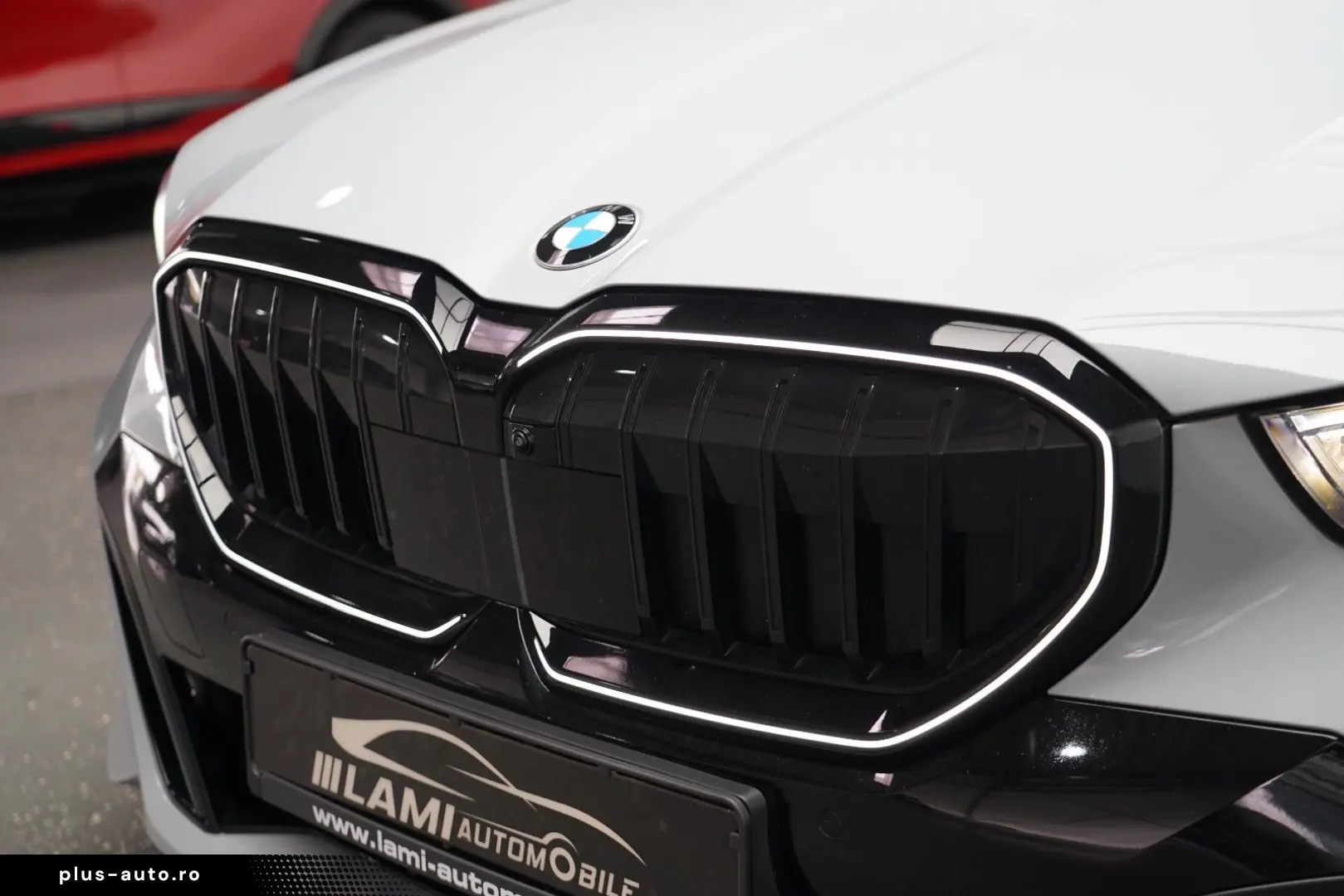 BMW 520d M Sport PRO PANO ICONIC 360 HUD H&K KEY