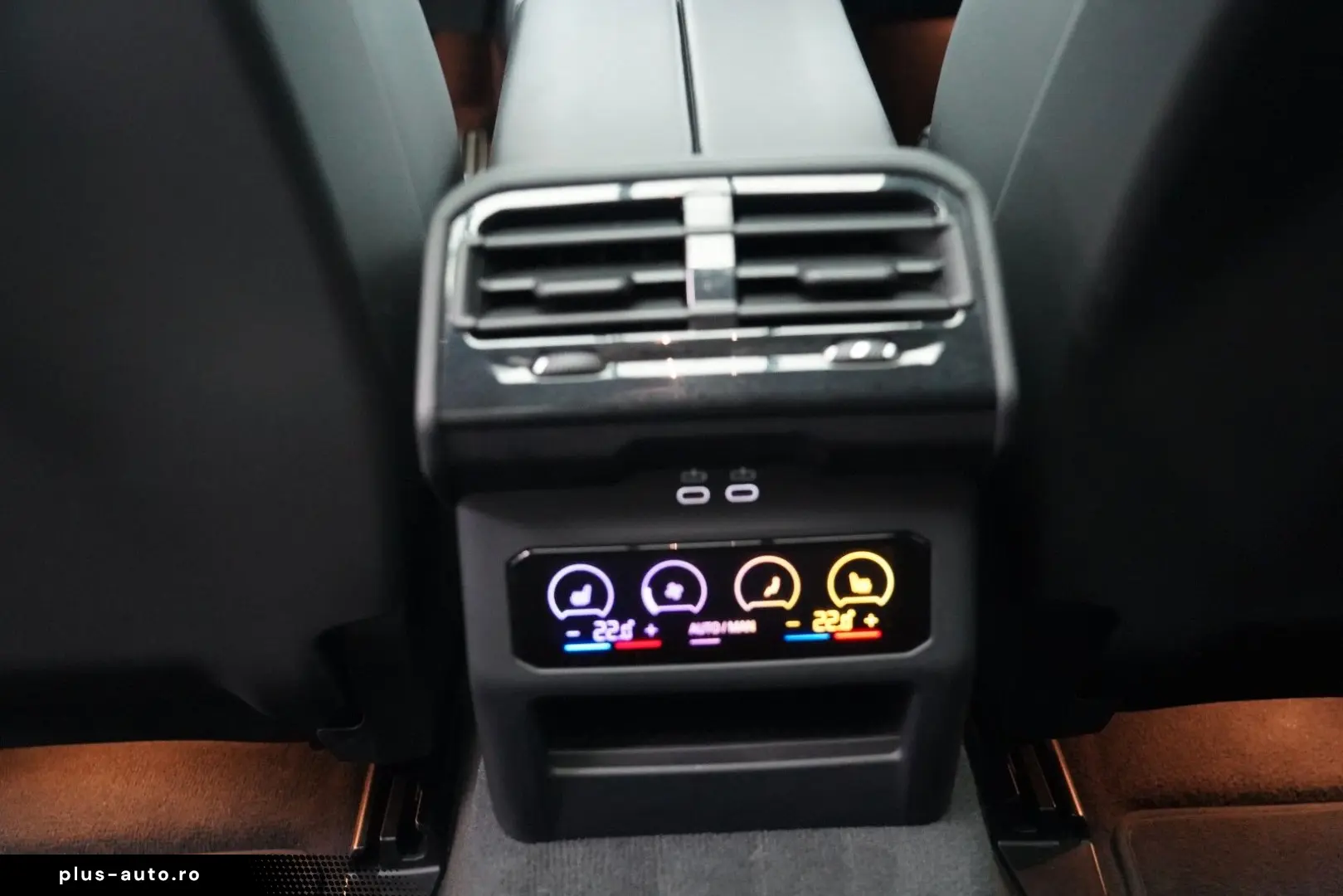 BMW 520d M Sport PRO PANO ICONIC 360 HUD H&K KEY