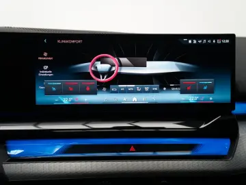 BMW 520d M Sport PRO PANO ICONIC 360 HUD H&K KEY