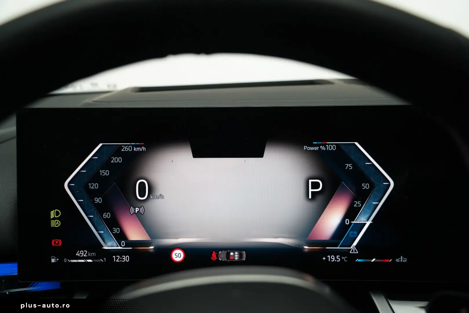 BMW 520d M Sport PRO PANO ICONIC 360 HUD H&K KEY