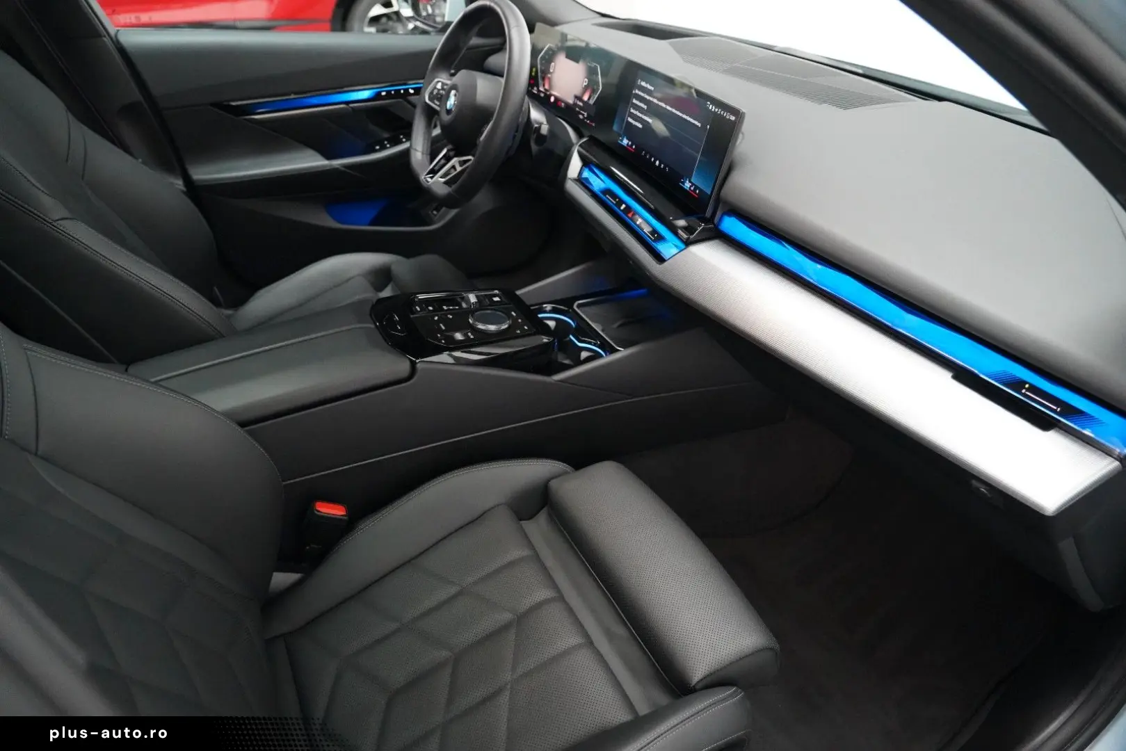 BMW 520d M Sport PRO PANO ICONIC 360 HUD H&K KEY